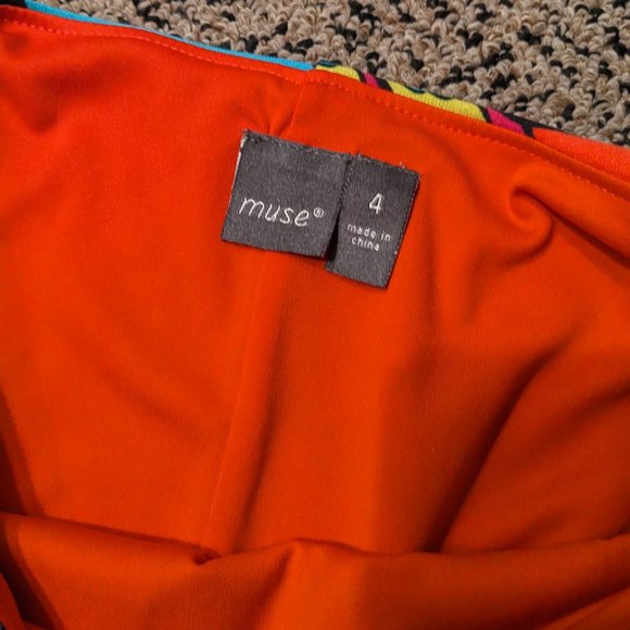 Muse Paisley Shift Dress - Picture 2 of 3